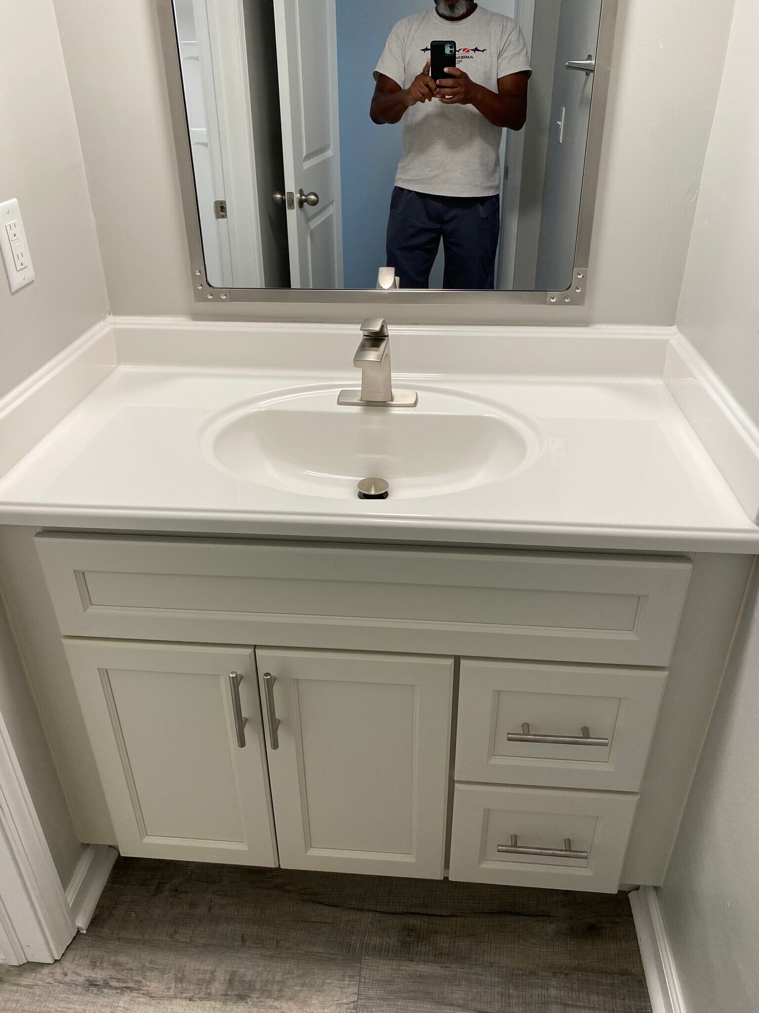 Bathroom Sink - 1085 Merrimar Cir N