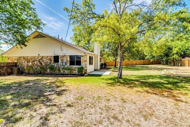 Building Photo - 507 Gregory Cove