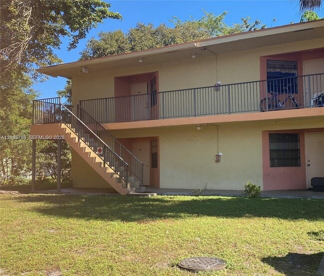 Building Photo - 4033 Lakeside Dr