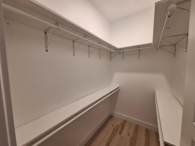 Building Photo - 289 Albatross Rd