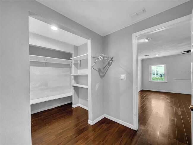 Building Photo - 5213 Keene Dr