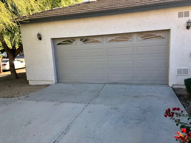 Building Photo - 3533 E Joseph Way