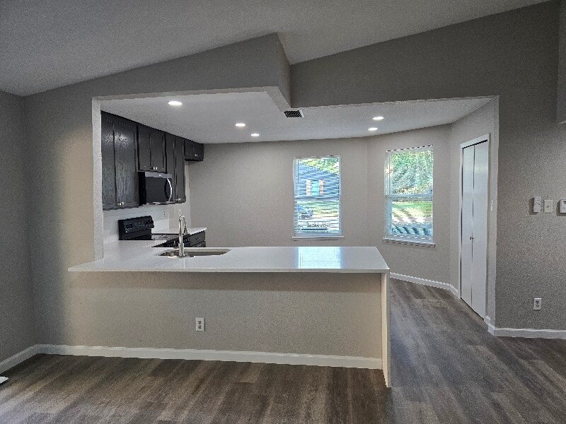 Building Photo - 4216 Malone Ave