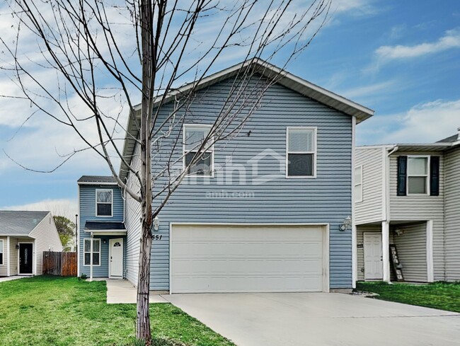 Building Photo - 9551 W Portola Dr