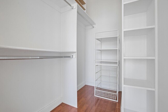 Building Photo - 20 Newport Pkwy