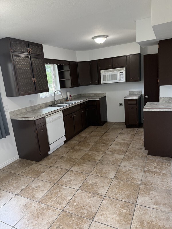 Building Photo - 1014 N 300 W
