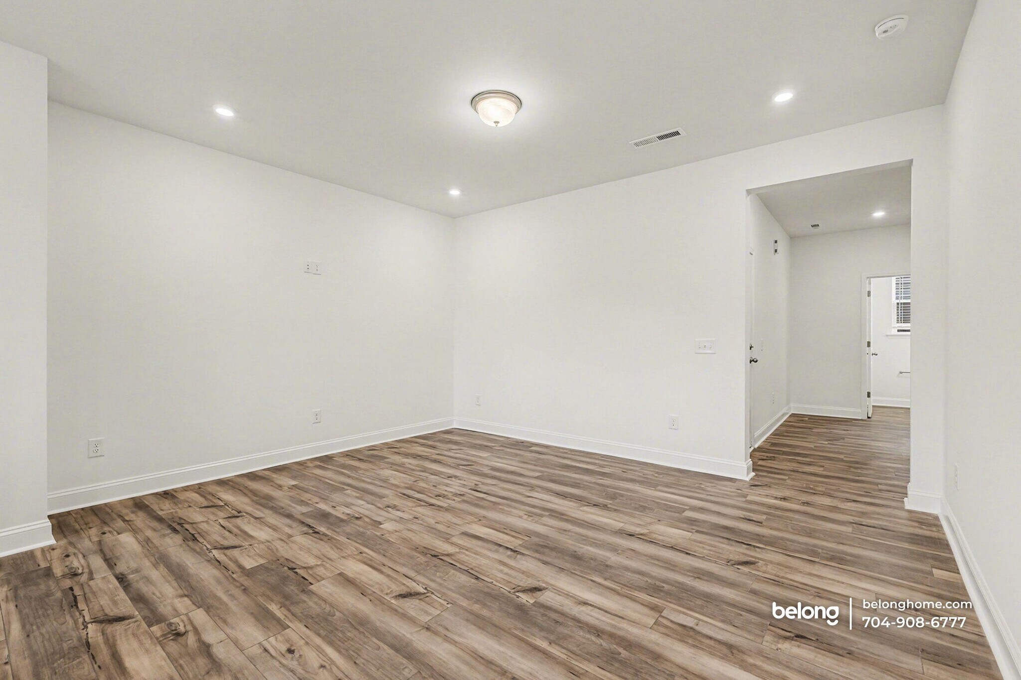 Building Photo - 2915 Herringbone Rd