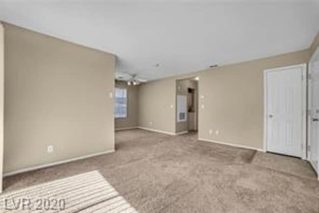 Building Photo - COZY 1 BED + 1 BATH FIRST FLOOR CONDO UNIT