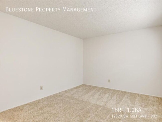 Building Photo - 12520 SW Gem Ln