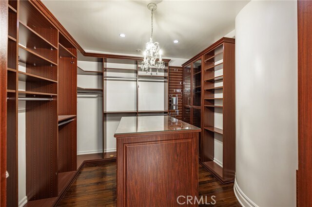 Building Photo - 18 Rue St Cloud