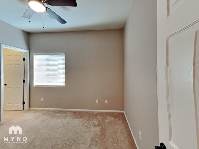 Building Photo - 8459 Spirit Vale Ave