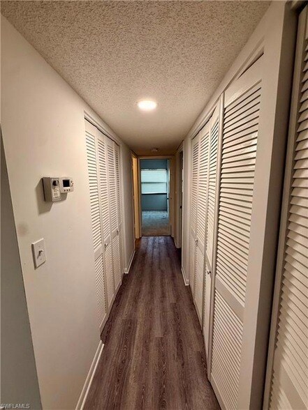 Building Photo - 1516 Mainsail Dr