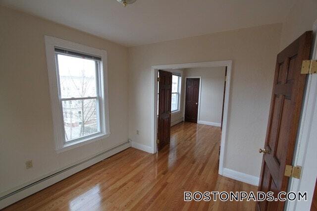Primary Photo - 350 Allston St