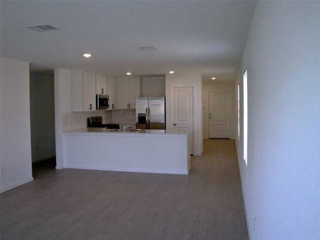 Building Photo - 17955 Valle Cupa Ln