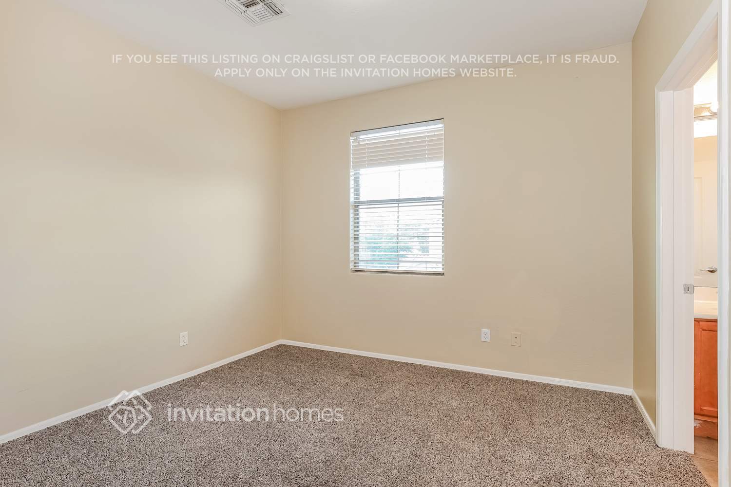 Building Photo - 881 E Stottler Dr