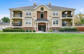 Building Photo - 3745 S 700 E
