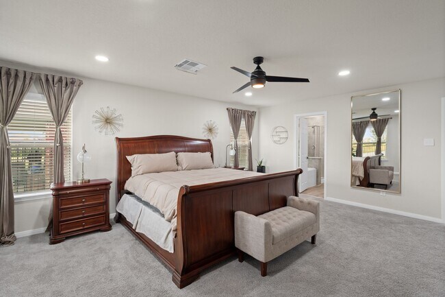 Building Photo - 10433 Russell Pines Dr
