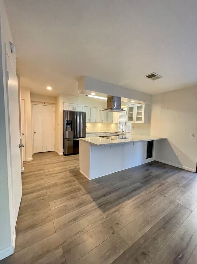 3 Bedroom Condo with Garage in Ch... 1541 Concord Way Chula