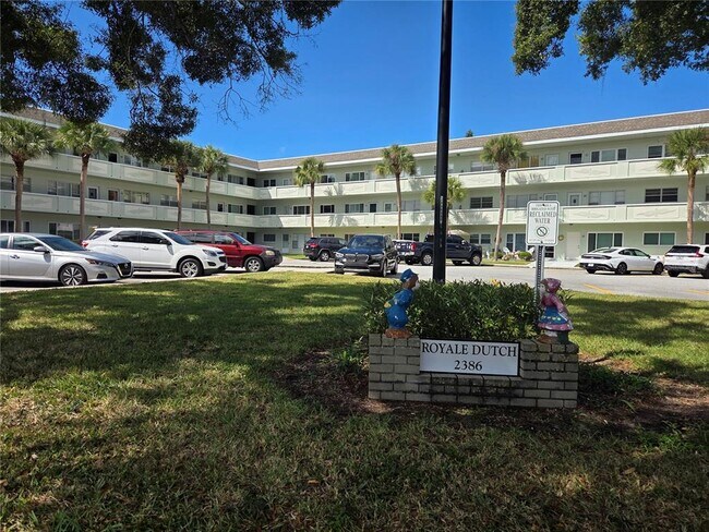 Building Photo - 2386 Sumatran Way