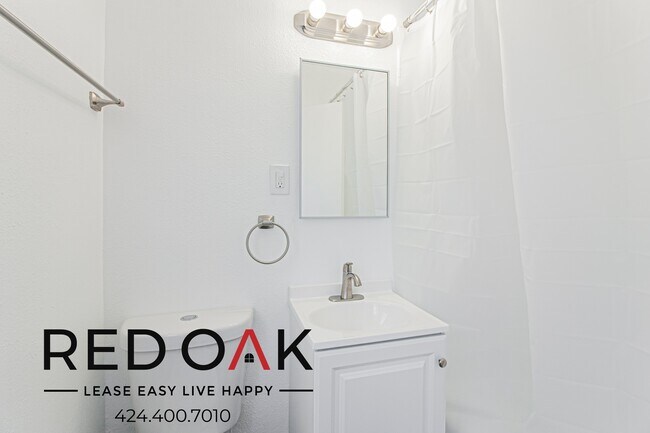 Building Photo - 11823 Lakewood Blvd