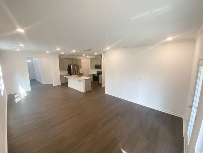 Building Photo - 1036 Red Finch Wy