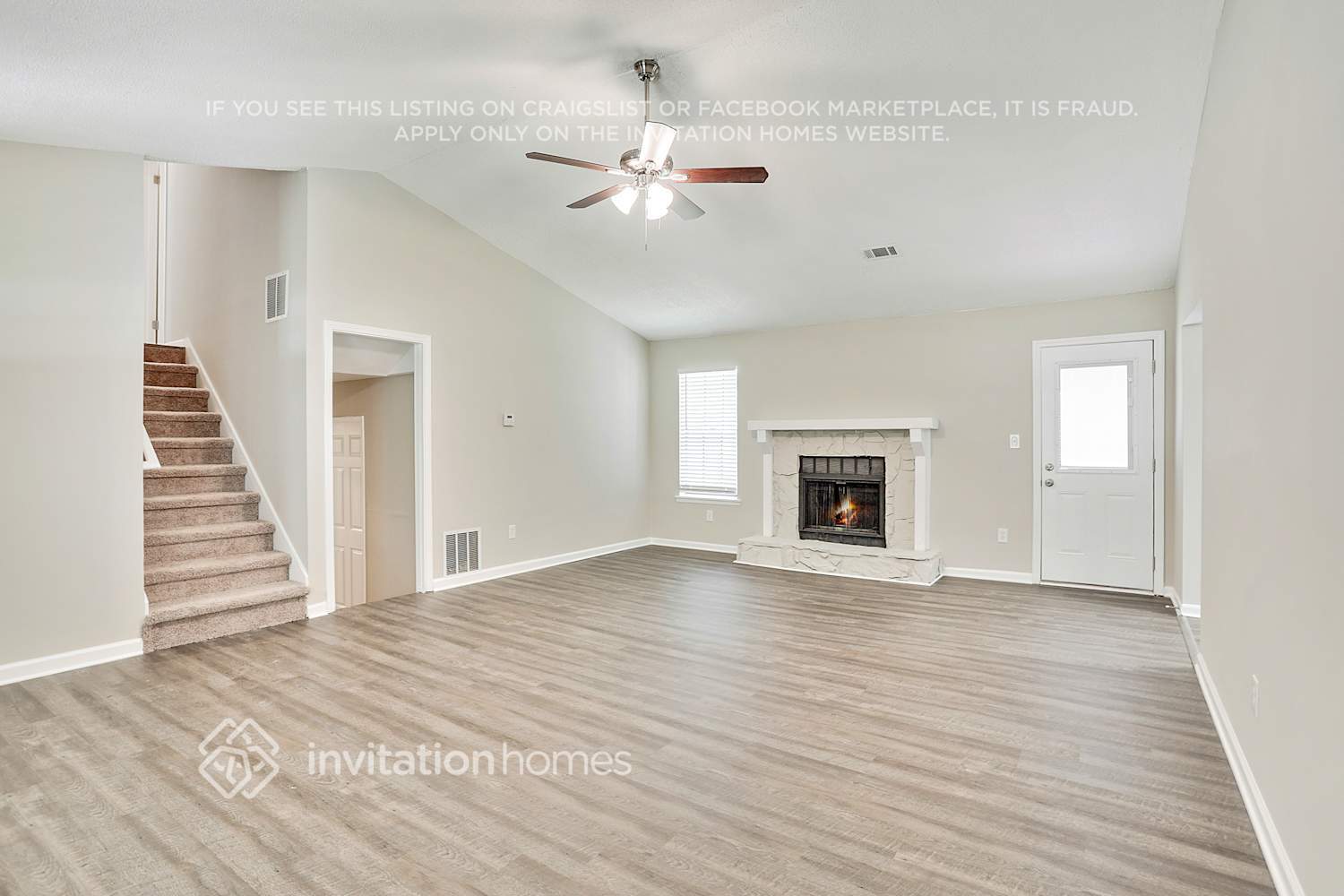 Building Photo - 832 Post Rd Cir