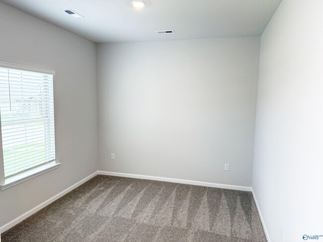 Building Photo - 28529 Whitehall Ln