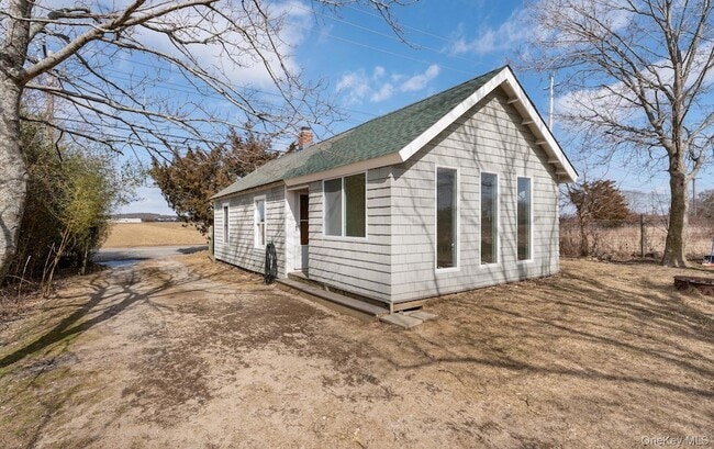 Building Photo - 396 Reeves Ave