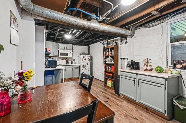 Building Photo - 2818 N 45th St