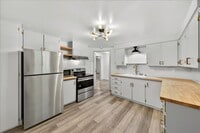 Building Photo - 27th St. 501/503