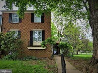 Building Photo - 1 Crotona Ct
