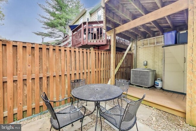 Building Photo - 13630 Cedar Creek Ln