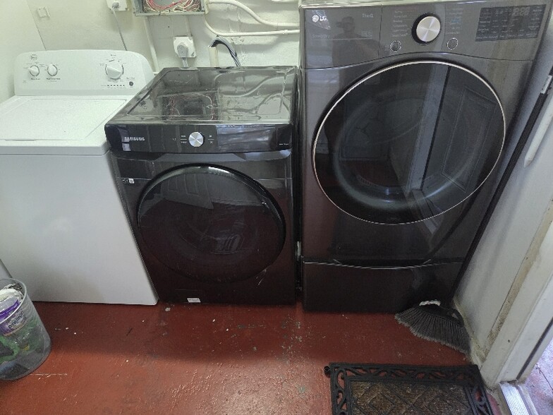 Building Photo - 7101 Raleigh St