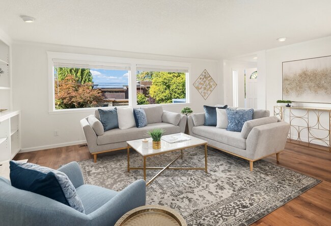 Building Photo - 18811 SE 42nd St