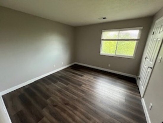 2nd Bedroom - 8892 Eagleview Dr
