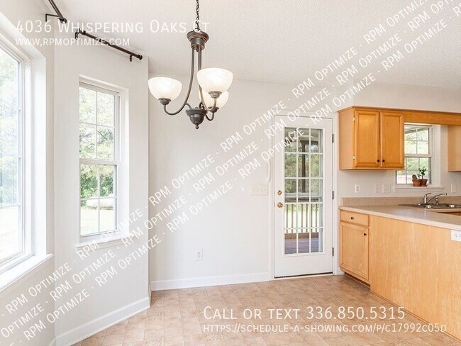 Building Photo - 4036 Whispering Oaks Ct