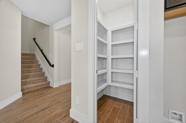 Building Photo - 24110 Blooming Daisy Cir