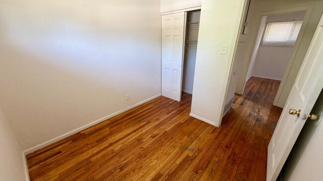 Building Photo - 5614 Sanborn Dr