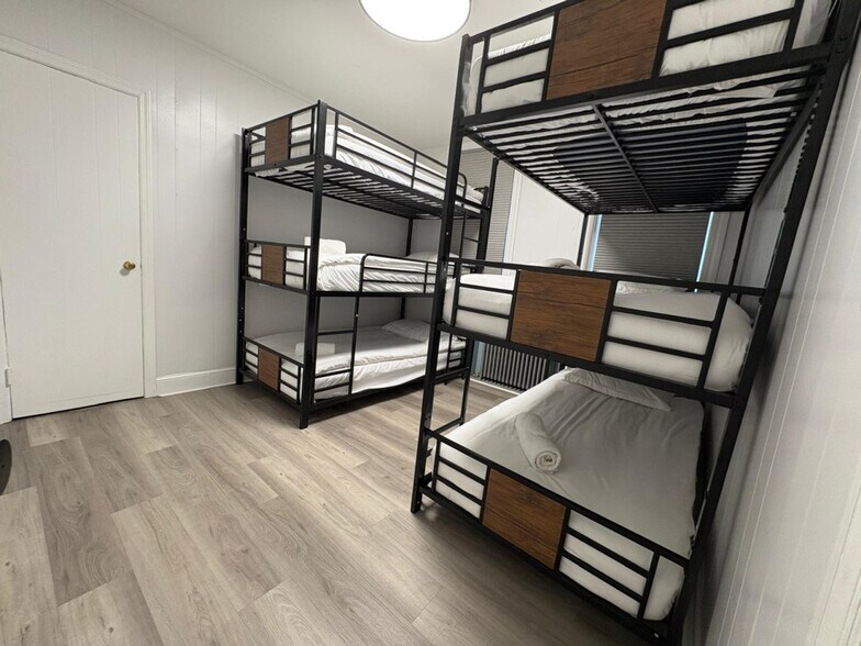 Building Photo - 3 Coleman St