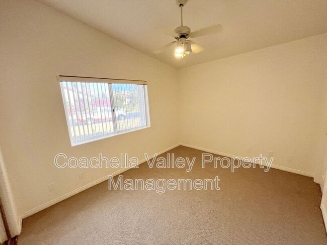 Building Photo - 78855 Aurora Way