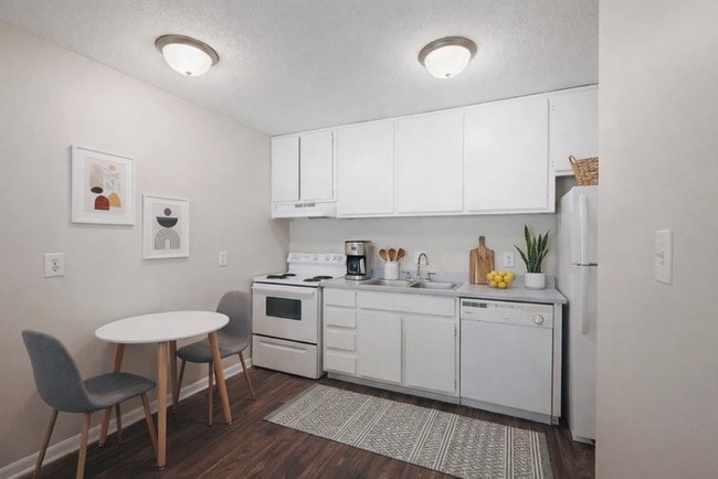 Building Photo - Spacious 1-Bedroom Living Near Emory & Toco Hills | 672 SF