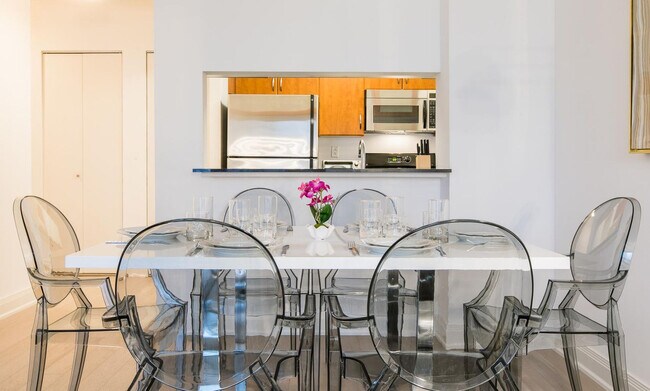 Building Photo - 7 E 91st St