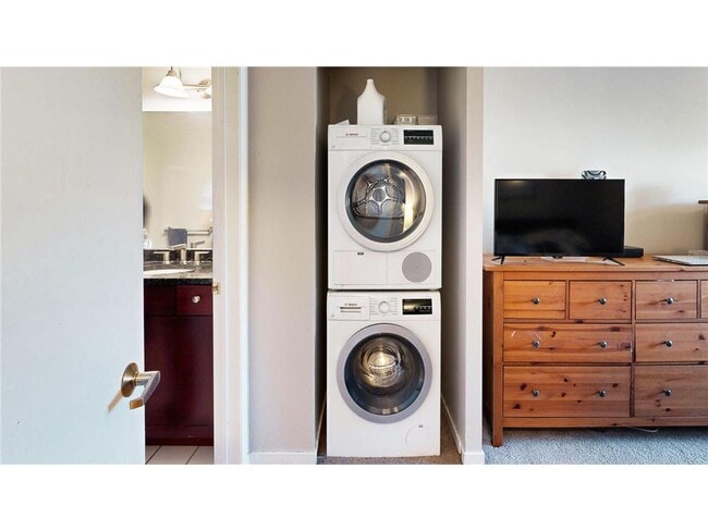 Building Photo - 3131 Excelsior Blvd