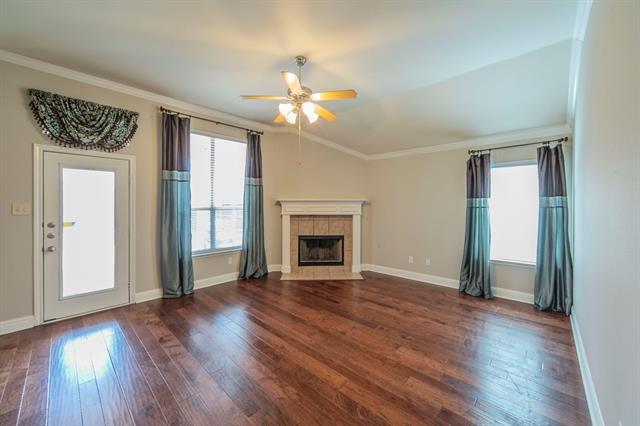 Building Photo - 8249 Fall Crest Dr