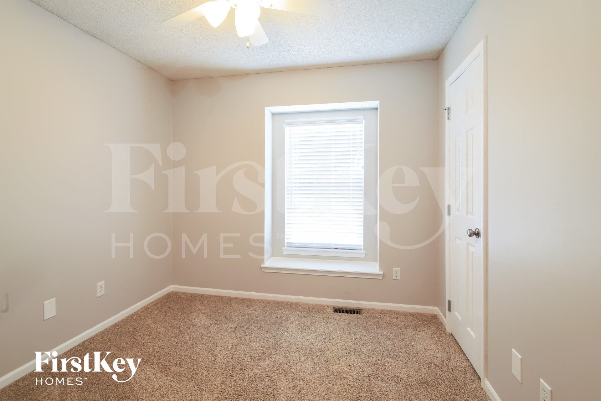 Building Photo - 707 Corrington Dr