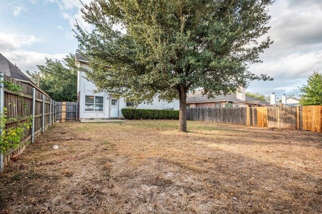 Building Photo - 3709 Crownover St