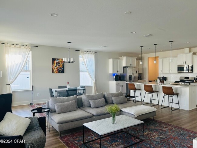Building Photo - 2304 Calamint St
