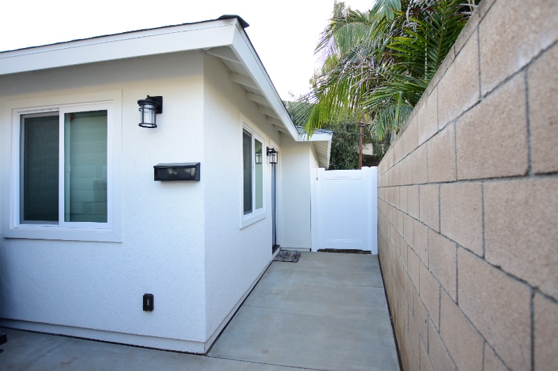 Building Photo - 204 Olive Pl