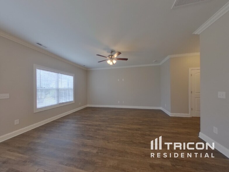 Building Photo - 8253 Chilkoot Ln