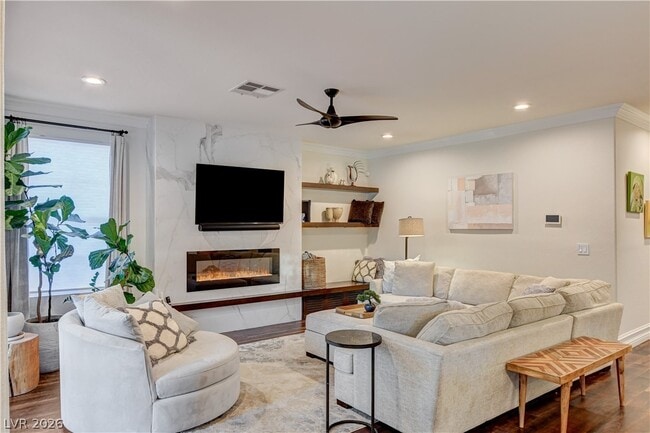 Building Photo - 1409 Palantine Hill Dr